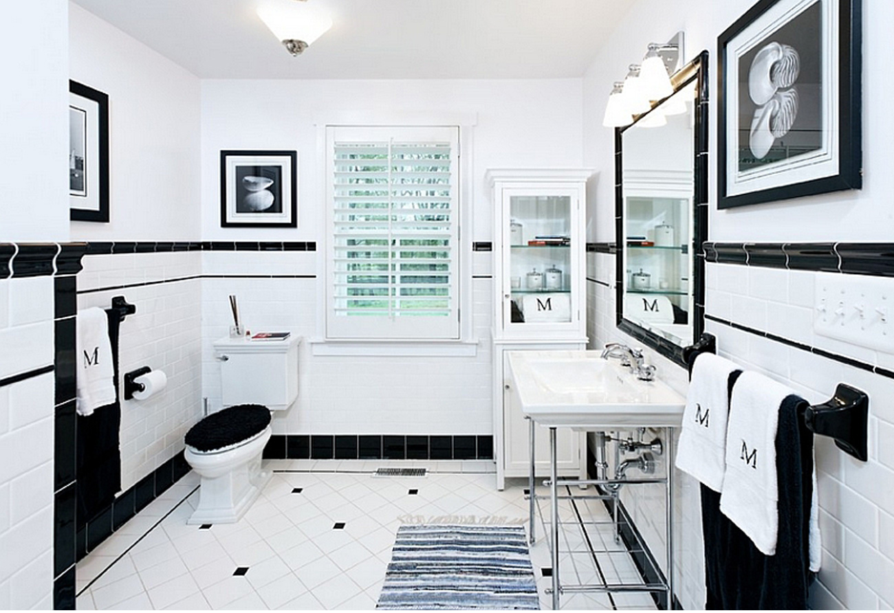 traditional-black-and-white-bathroom